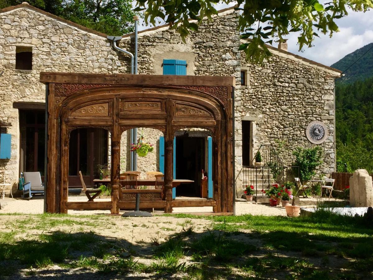 Bed and Breakfast Mas De La Pauze Reilhanette Exteriér fotografie