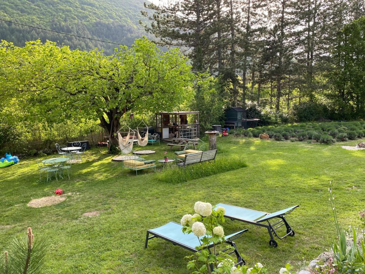 Bed and Breakfast Mas De La Pauze Reilhanette Exteriér fotografie